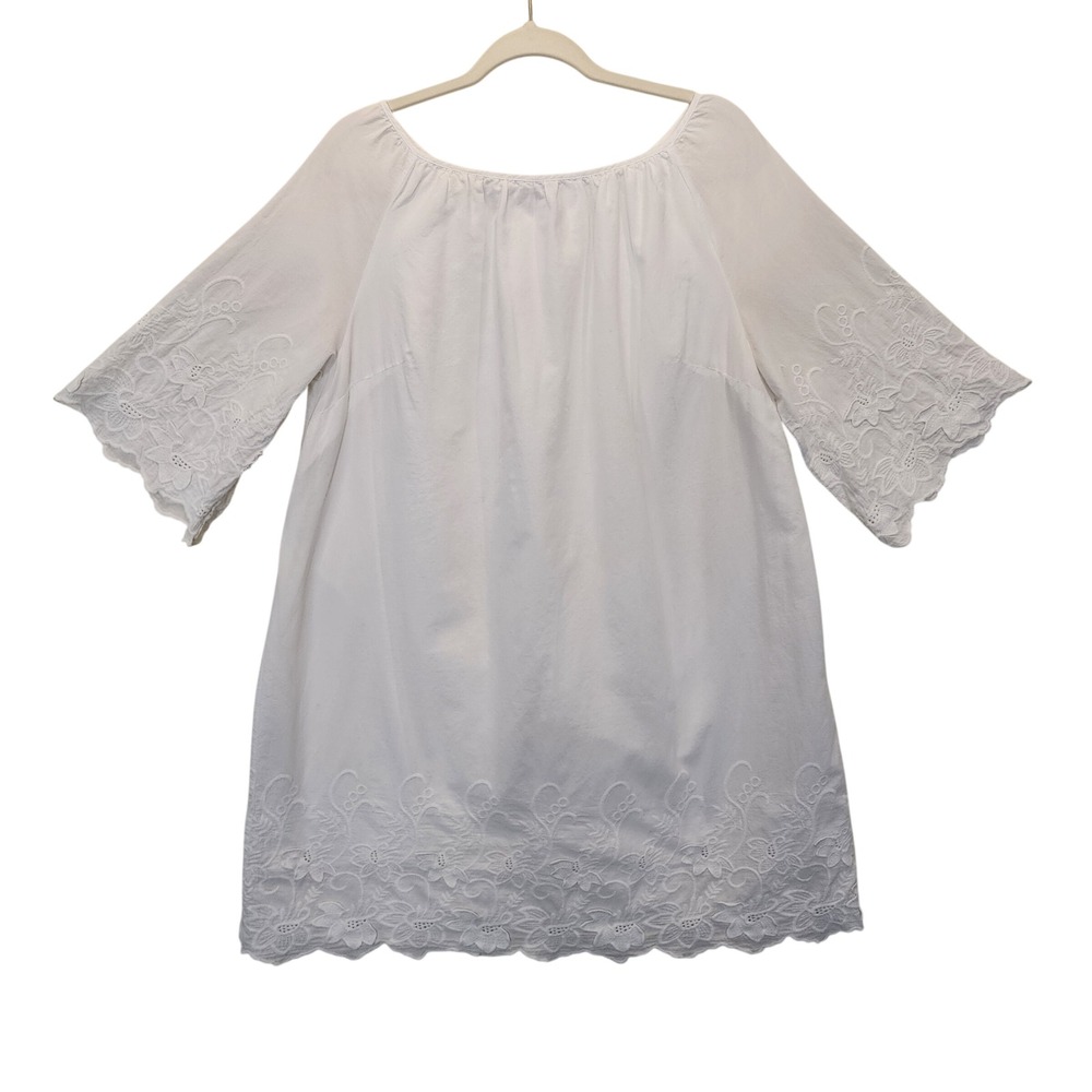 Isabel Maternity White Eyelet Embroidered Peasant Blouse Top Medium Bell Sleeve